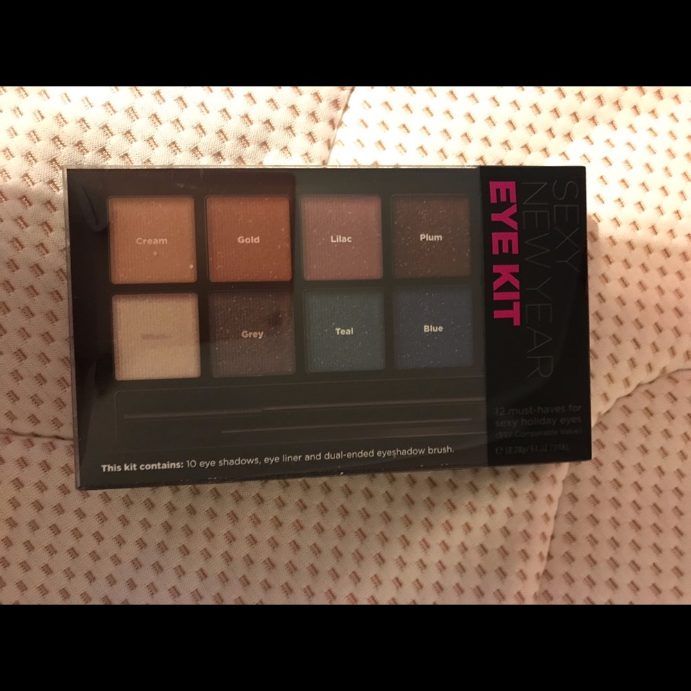 Eye shadow Kit